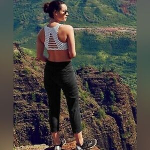 Athleta Trekkie Cropped Pants in Green 778166 Size 10 Tall